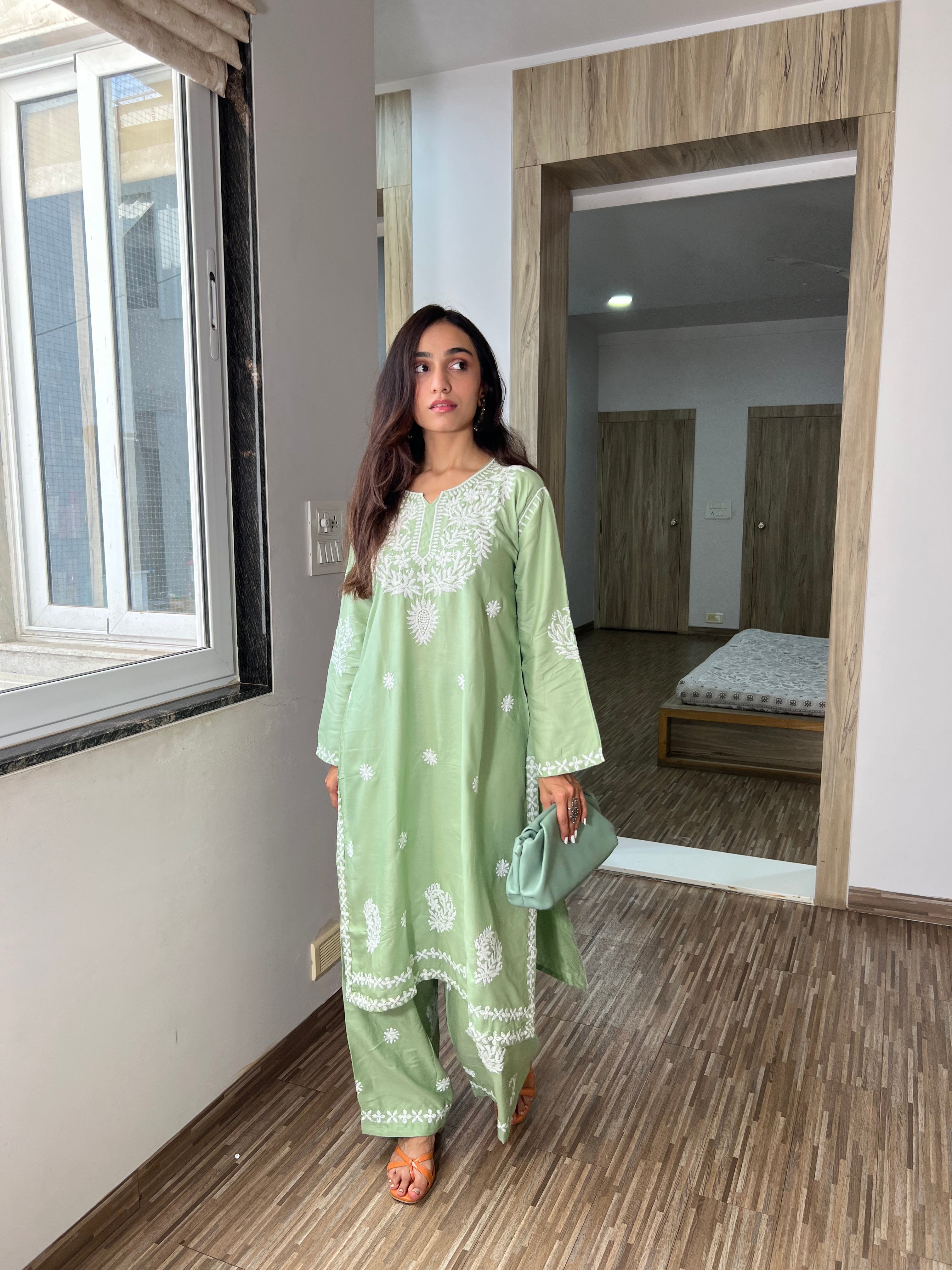 Saanjh Women’s Pastel Green Chikanakari Kurta Set – Comfortable & Stylish Daily Wear