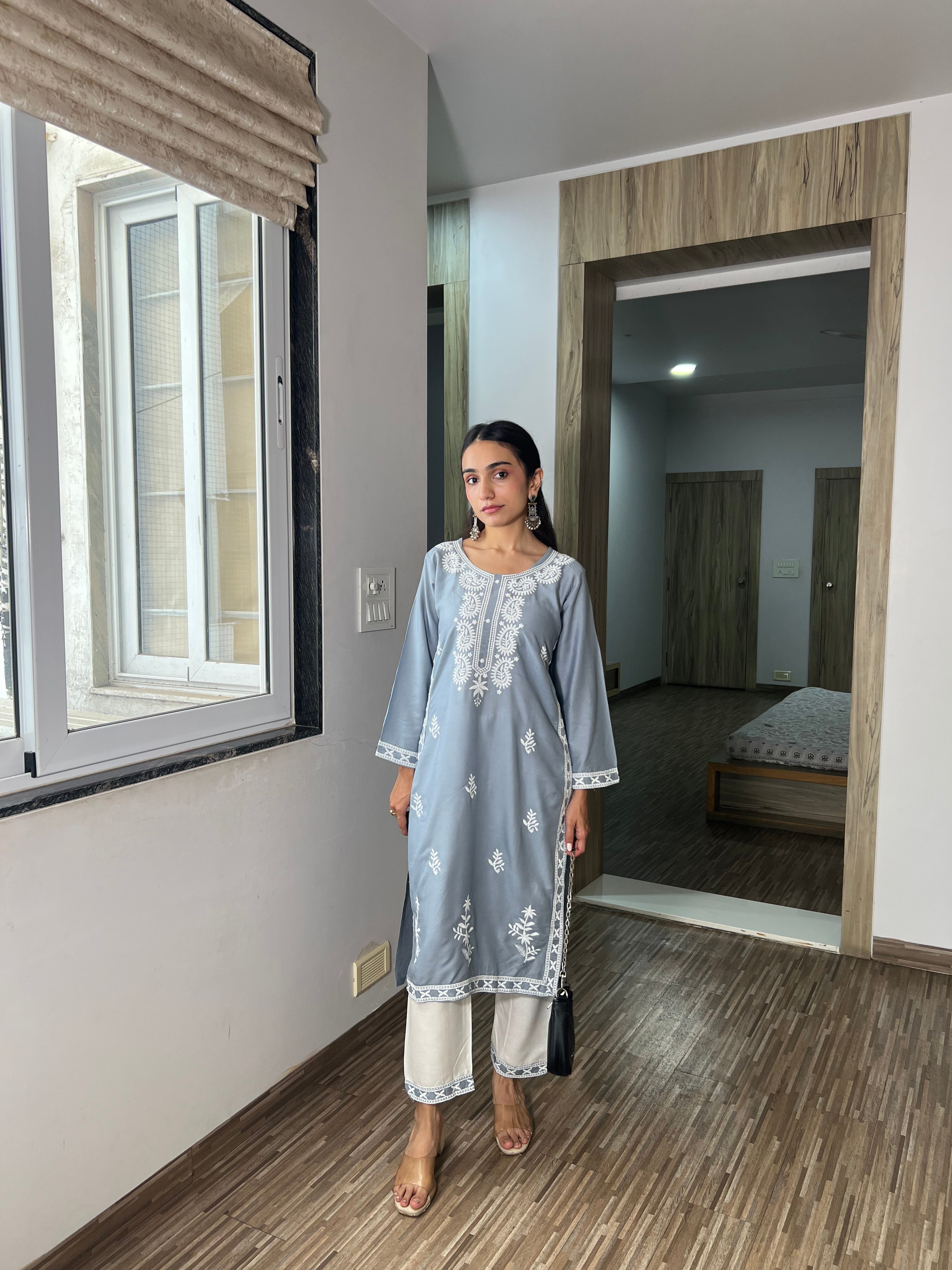 Husna Grey Chikankari Kurta & Pant Set – Elegant Ethnic Wear